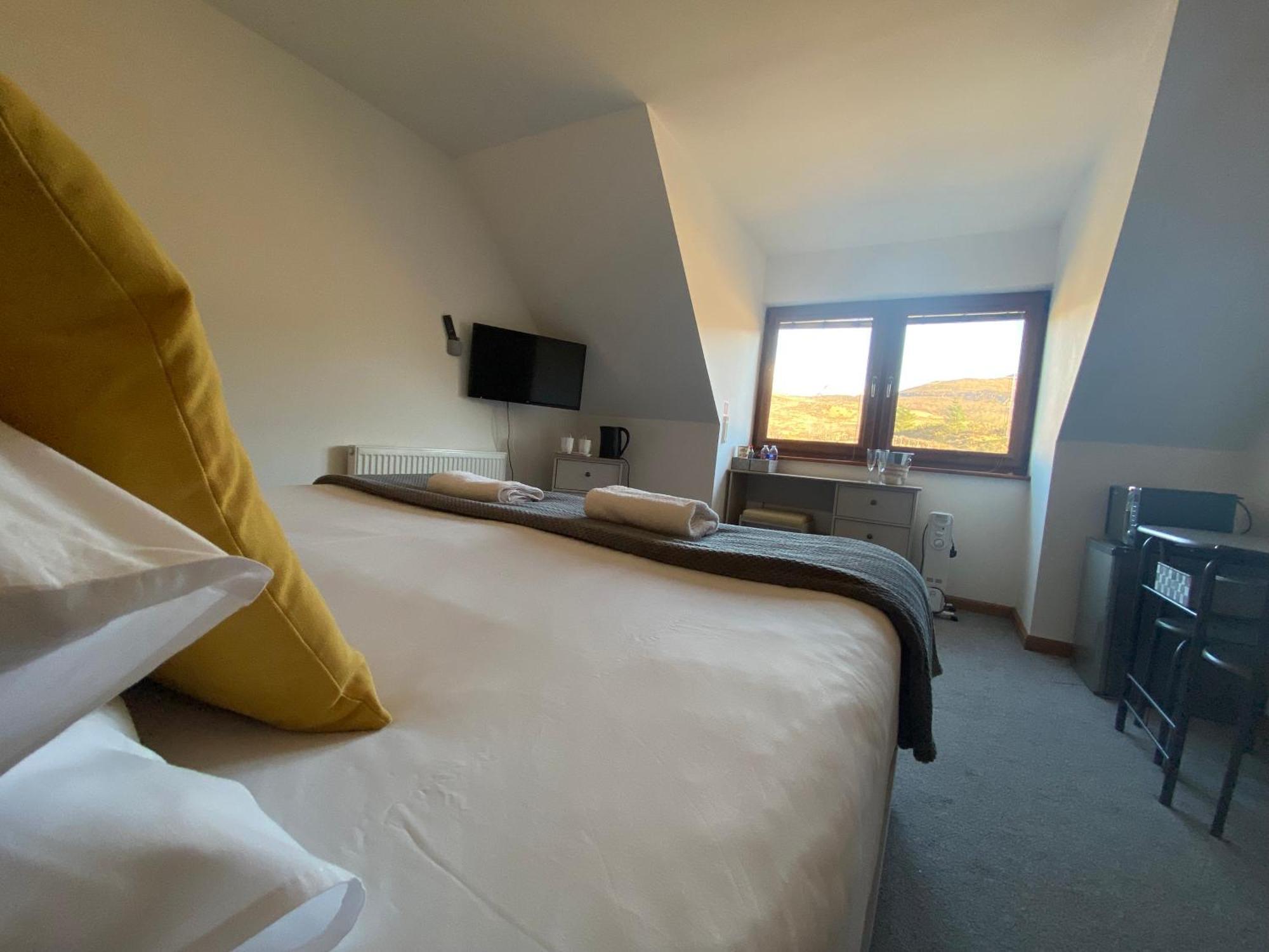 Highland Stays - Ben View Double Rooms Fort William Zimmer foto