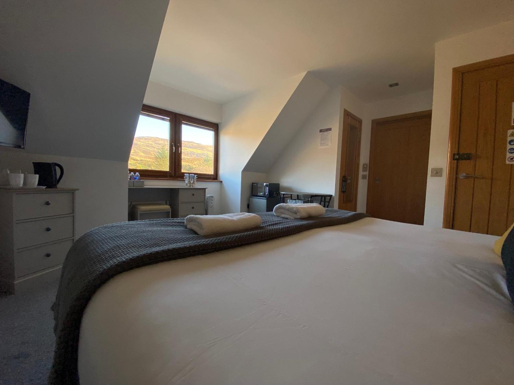 Highland Stays - Ben View Double Rooms Fort William Zimmer foto